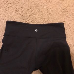 Lululemon Black Wunder Under Leggings